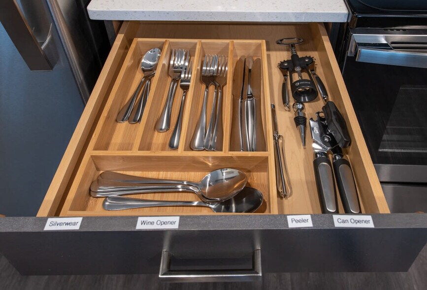 Building Photo - 228 Pike St