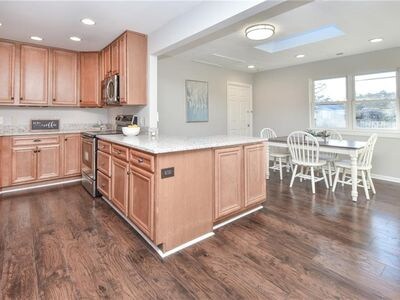 Building Photo - 4404 Greendell Rd