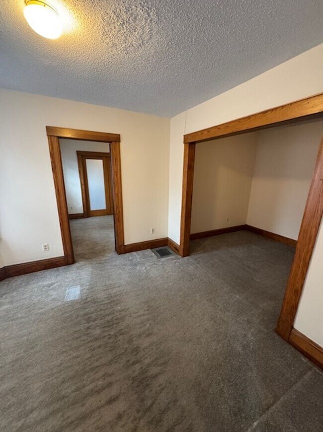 Building Photo - 1-7 Glenwood Ave.