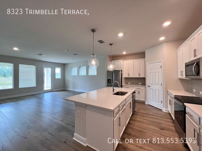 Building Photo - 8323 Trimbelle Ter