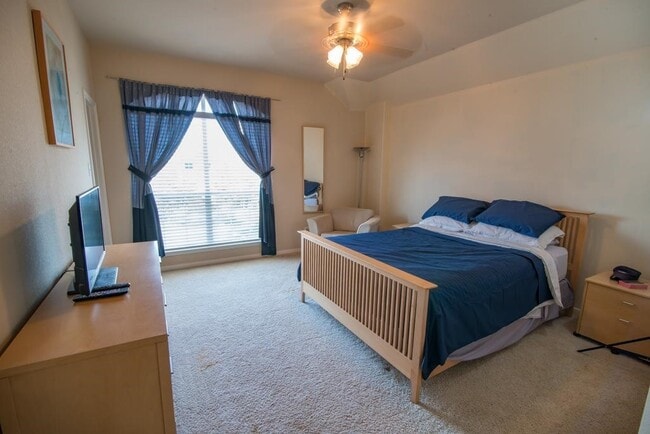 Building Photo - 14215 Merganser Dr