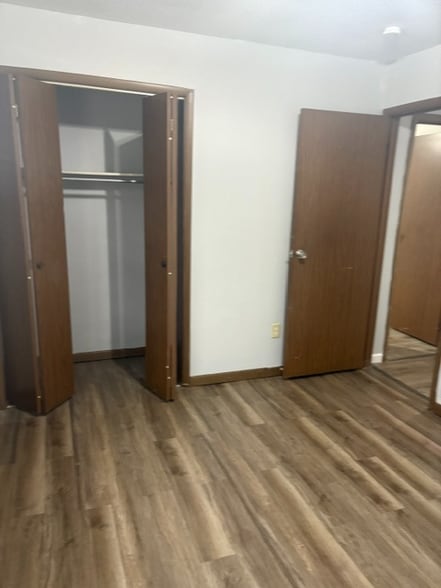 Building Photo - 423 N Emmett St