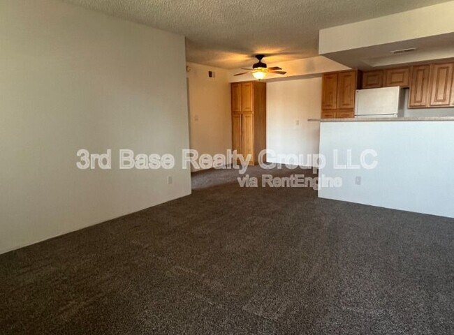 Building Photo - 3601 W Tierra Buena Ln