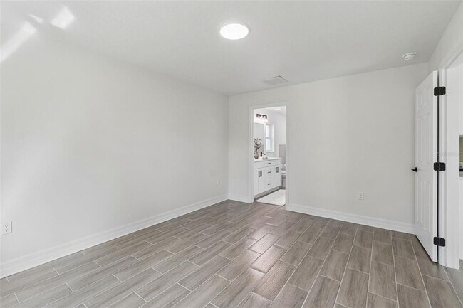 Building Photo - 5535 Tevis Terrace