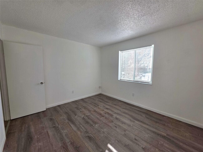 Building Photo - 14850 Naranja Lakes Blvd