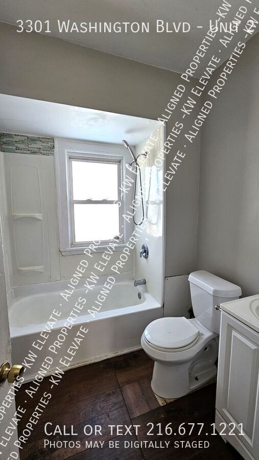 Building Photo - 3301 Washington Blvd