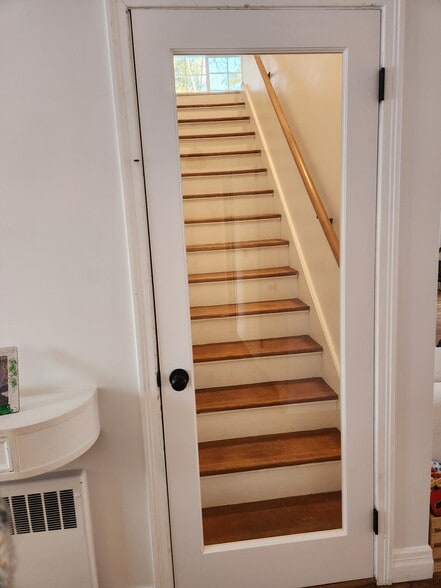 Building Photo - 21 Roberta Rd