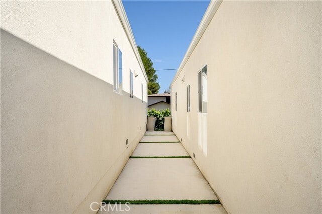 Building Photo - 2926 Fairmount Ave