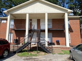 Building Photo - 1080 Wallace Rd