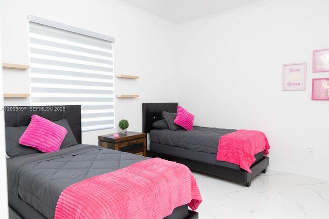 Building Photo - 17575 SW 280th St