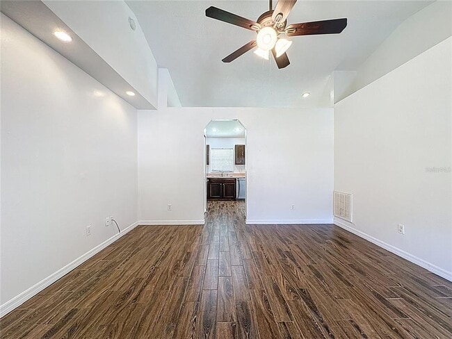 Building Photo - 1170 Myrtle Ave
