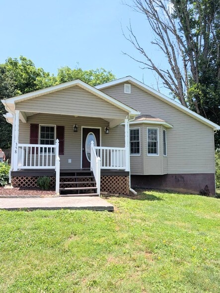 Building Photo - 358 Henson Ln