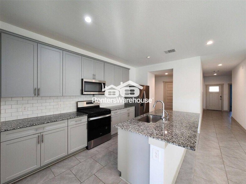 Building Photo - 4934 Natchez Trce