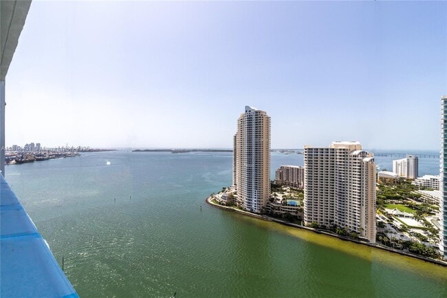 Building Photo - 335 S Biscayne Blvd