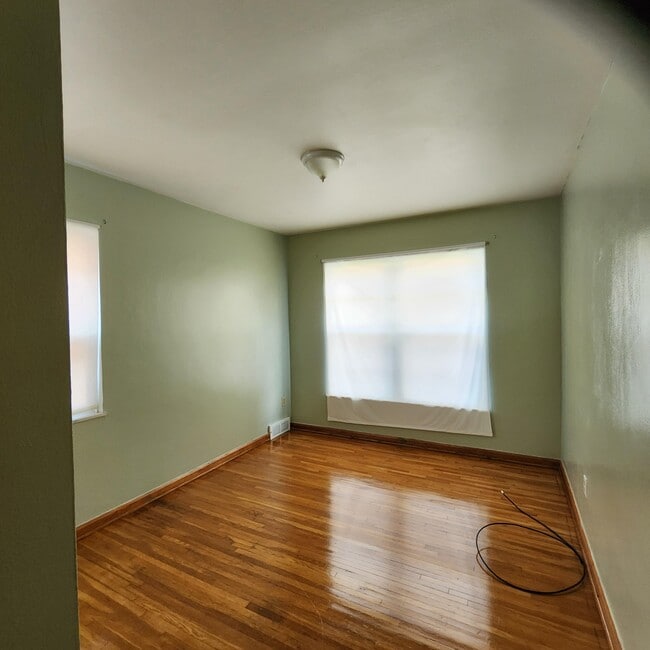 Building Photo - 3611 Douglas Rd