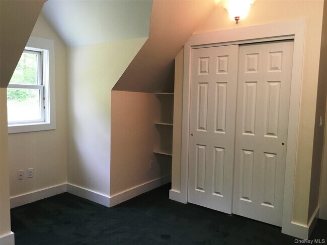 Building Photo - 2130 Hunterbrook Rd