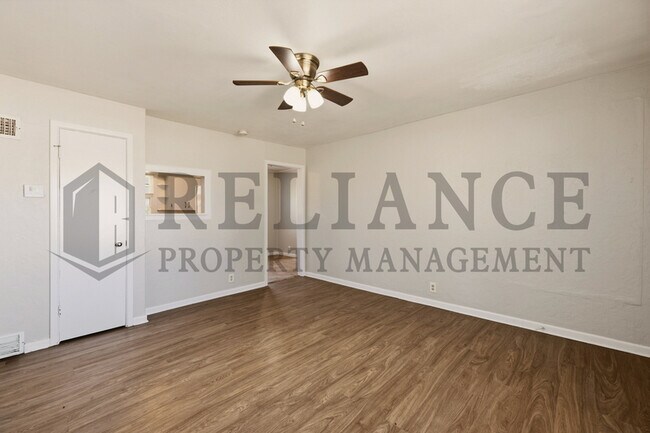 Building Photo - 1843 S Pattie St