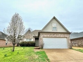 Building Photo - Now Leasing a 4 Bedroom2 Bath home in Olive Branch, MS