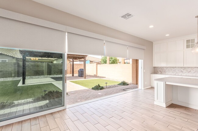 Building Photo - New Rental Listing in Madison Vistas