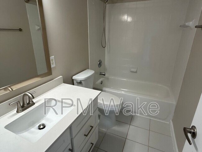 Building Photo - 1100 Kirkeenan Cir