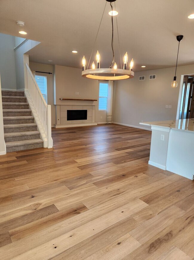 Building Photo - Sterling Ranch Home available for move in ...