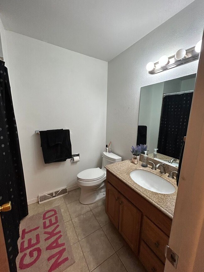 Building Photo - Great House In Fort Collins