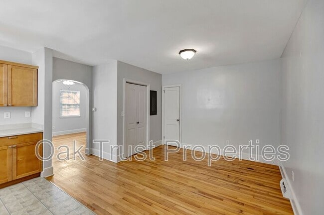 Building Photo - 5120 Braddock Ave