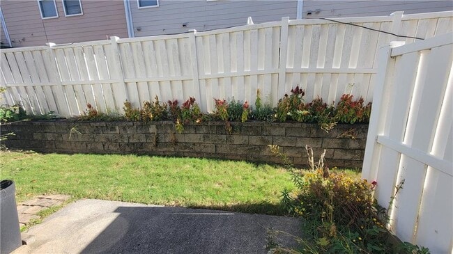 Building Photo - 1780 Willow Branch Ln