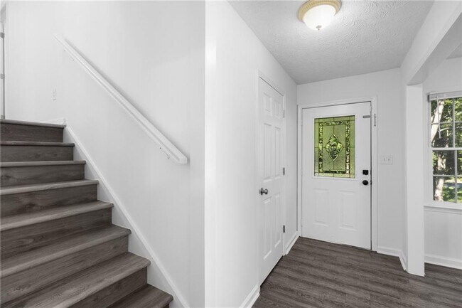 Building Photo - 1285 Coronada Dr