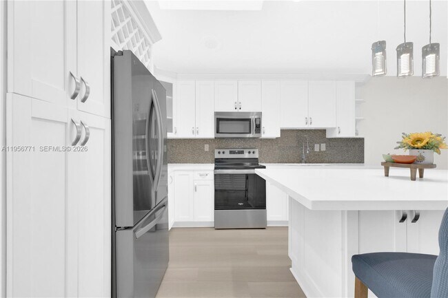 Building Photo - 10048 SW 222nd St