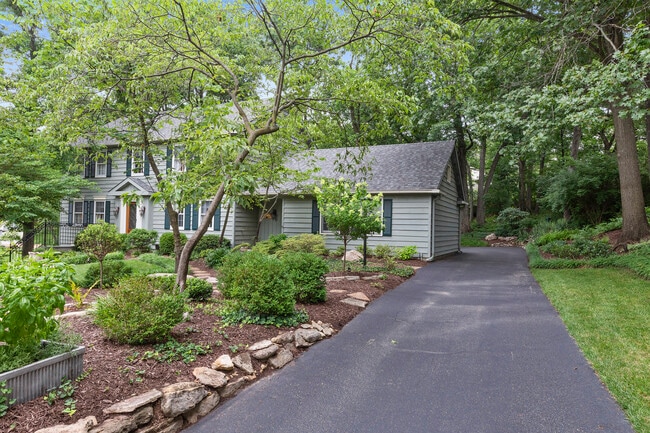 Building Photo - 12819 Huntercreek Rd