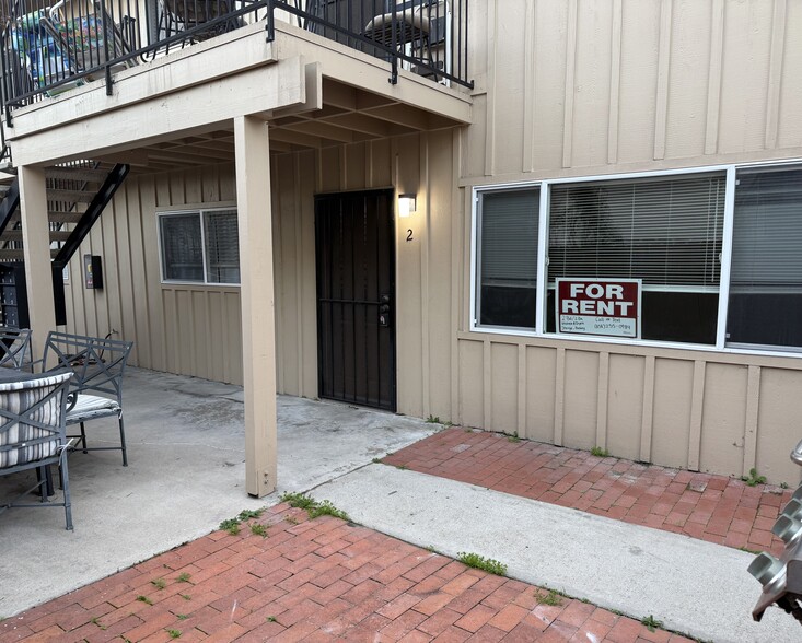 Building Photo - 1220 Pacific Beach Dr