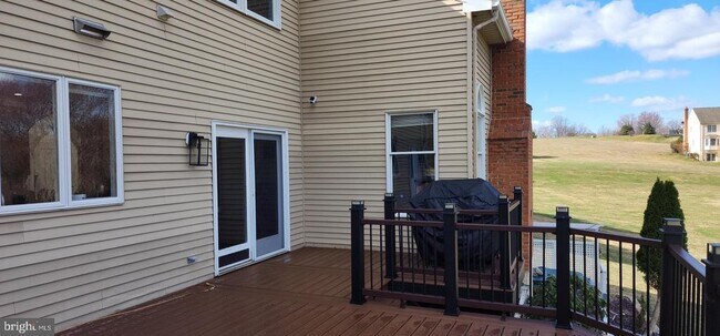 Building Photo - 1104 Mountain Hope Ct