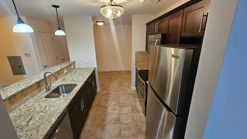 Building Photo - 115 Bruen St