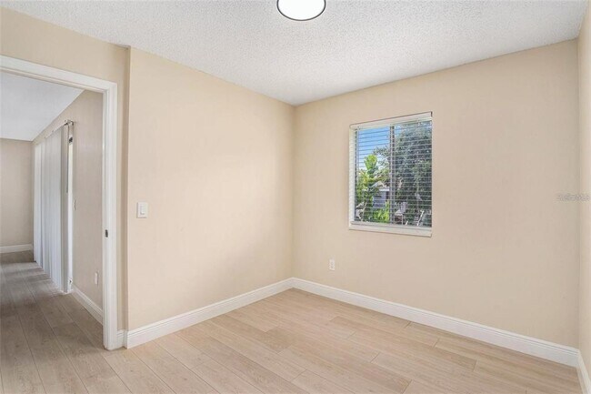 Building Photo - 3822 Cortez Dr
