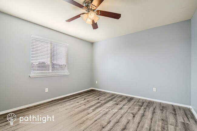 Building Photo - 9233 Monument Court