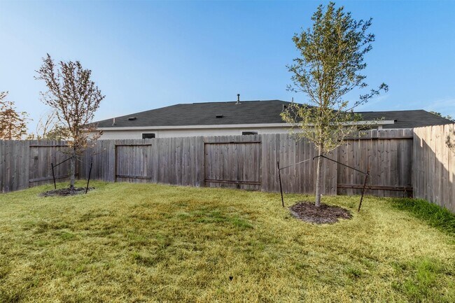 Building Photo - 2637 Shady Cedar Ct