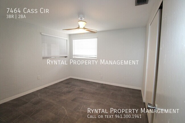 Building Photo - 7464 Cass Cir