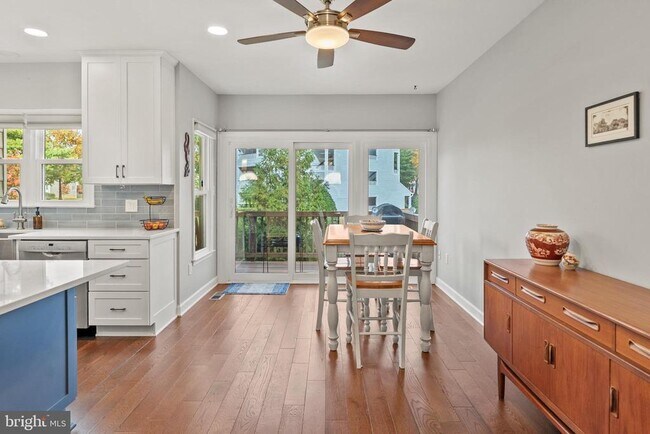 Building Photo - 5944 Wescott Hills Way