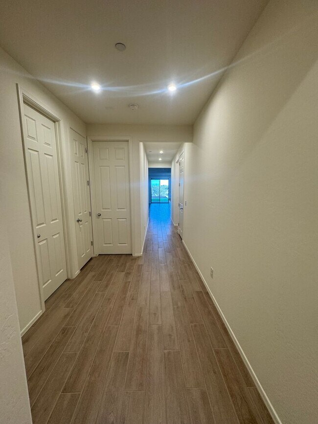 Building Photo - BRAND NEW HOME IN VISTANCIA