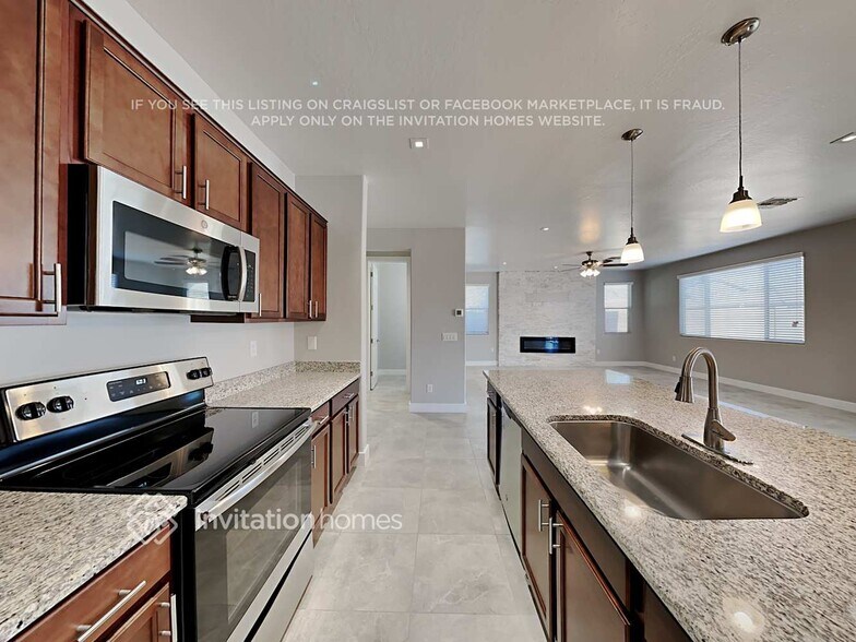 Building Photo - 7911 W Atlantis Wy