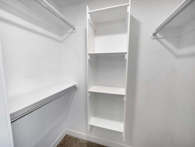 Building Photo - Fabulous 3/2/2 home in Bell Farms - Cooper...