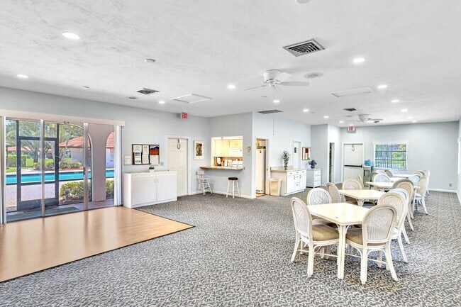 Building Photo - 376 NW 42nd St
