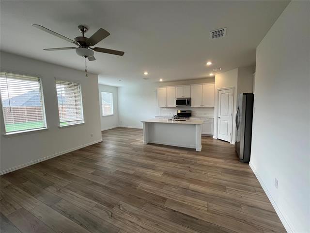 Building Photo - 1520 Van Gogh Dr