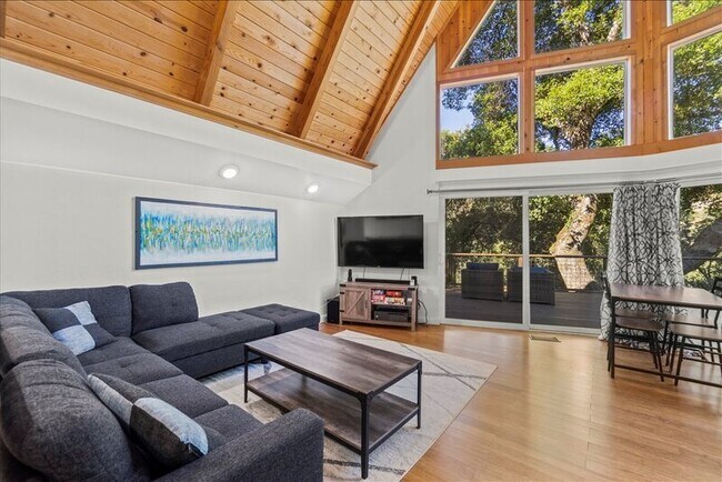 Building Photo - 47 Geysers Rd