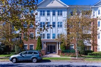 Building Photo - 315 King Farm Blvd