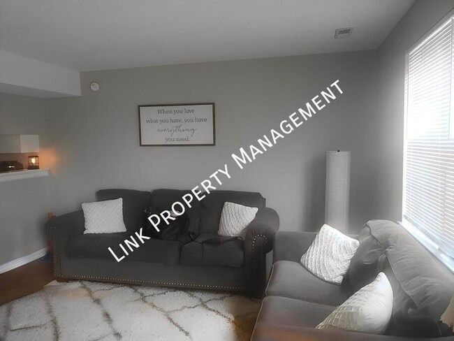 Building Photo - 7183 Holland Ln