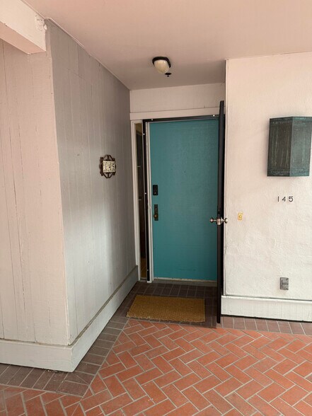 Front Door - 2130 Vallecitos