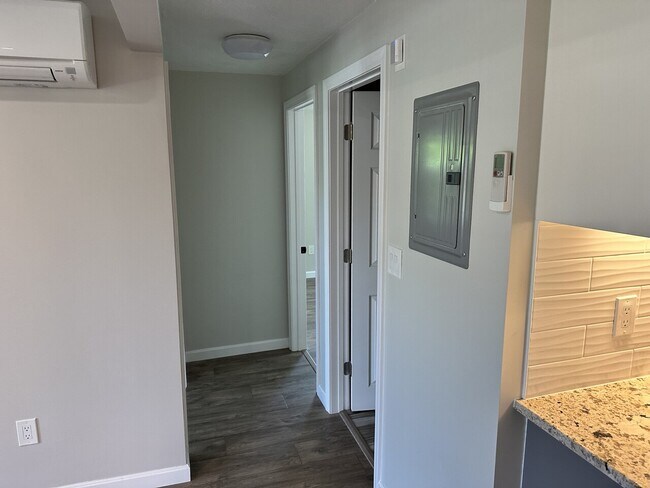Building Photo - James Apt