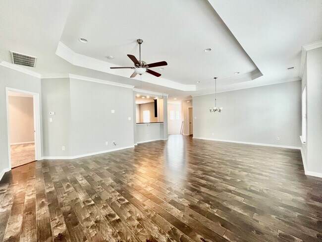 Building Photo - 8230 Highland St